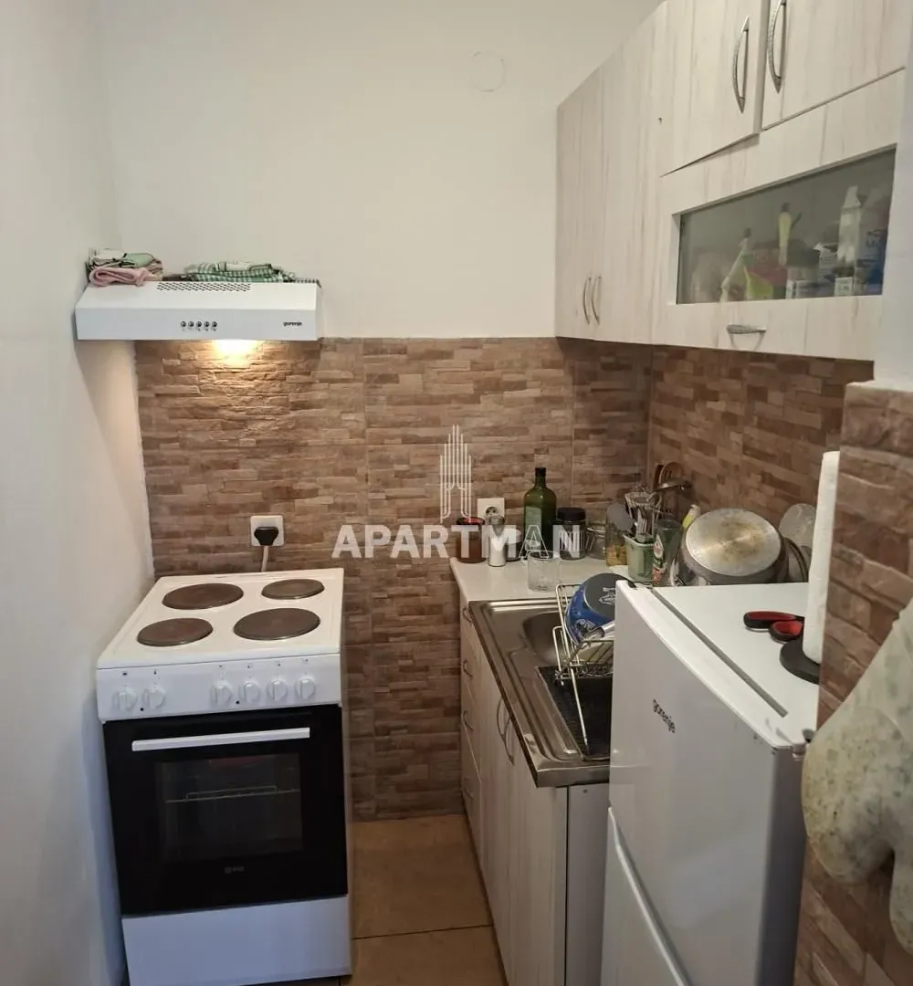 Rent, one bedroom apartment, 30m², Čukarička Padina, Beograd