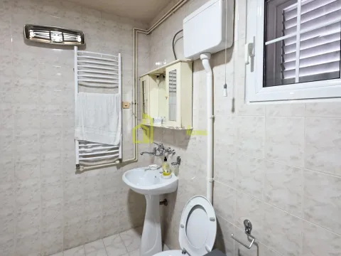 Sale, house, 130m², Dahna, Podgorica - image 10