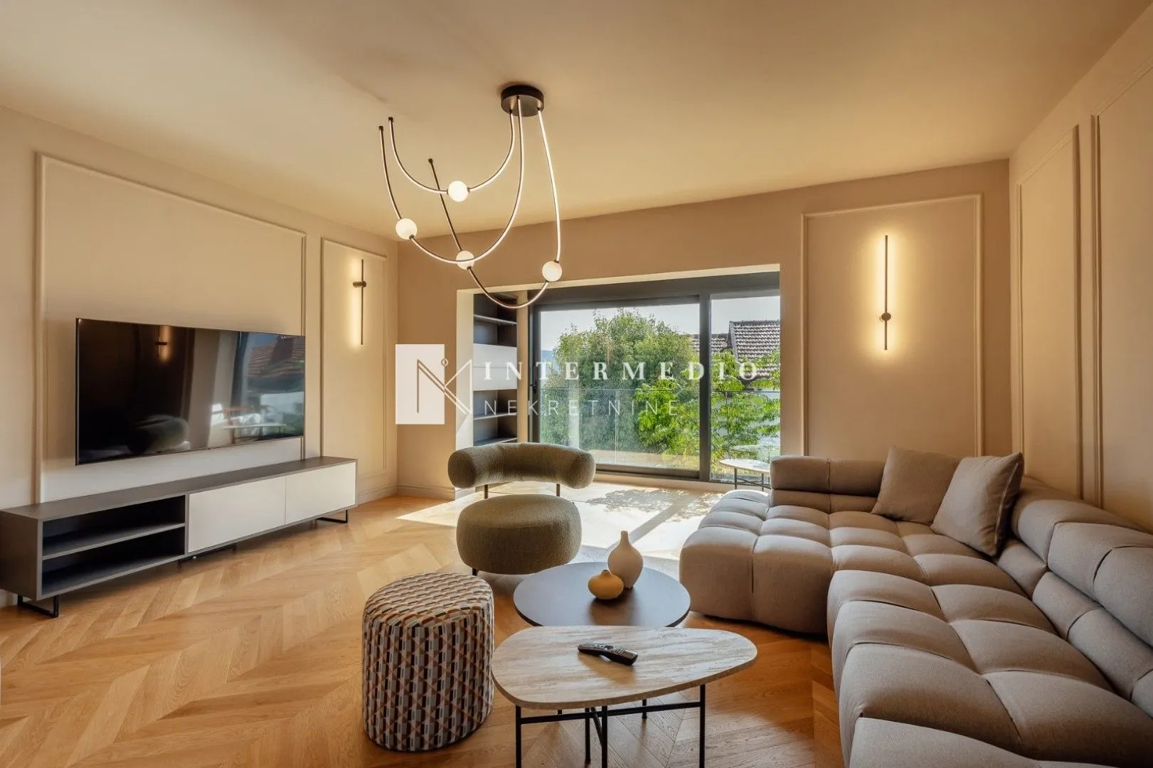 Prodaja, dvosoban stan, 180m², Savina, Herceg Novi