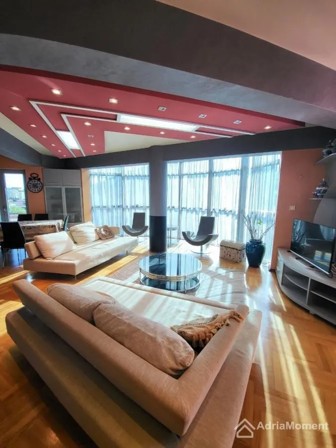 Prodaja, trosoban stan, 112m², Bečići, Budva