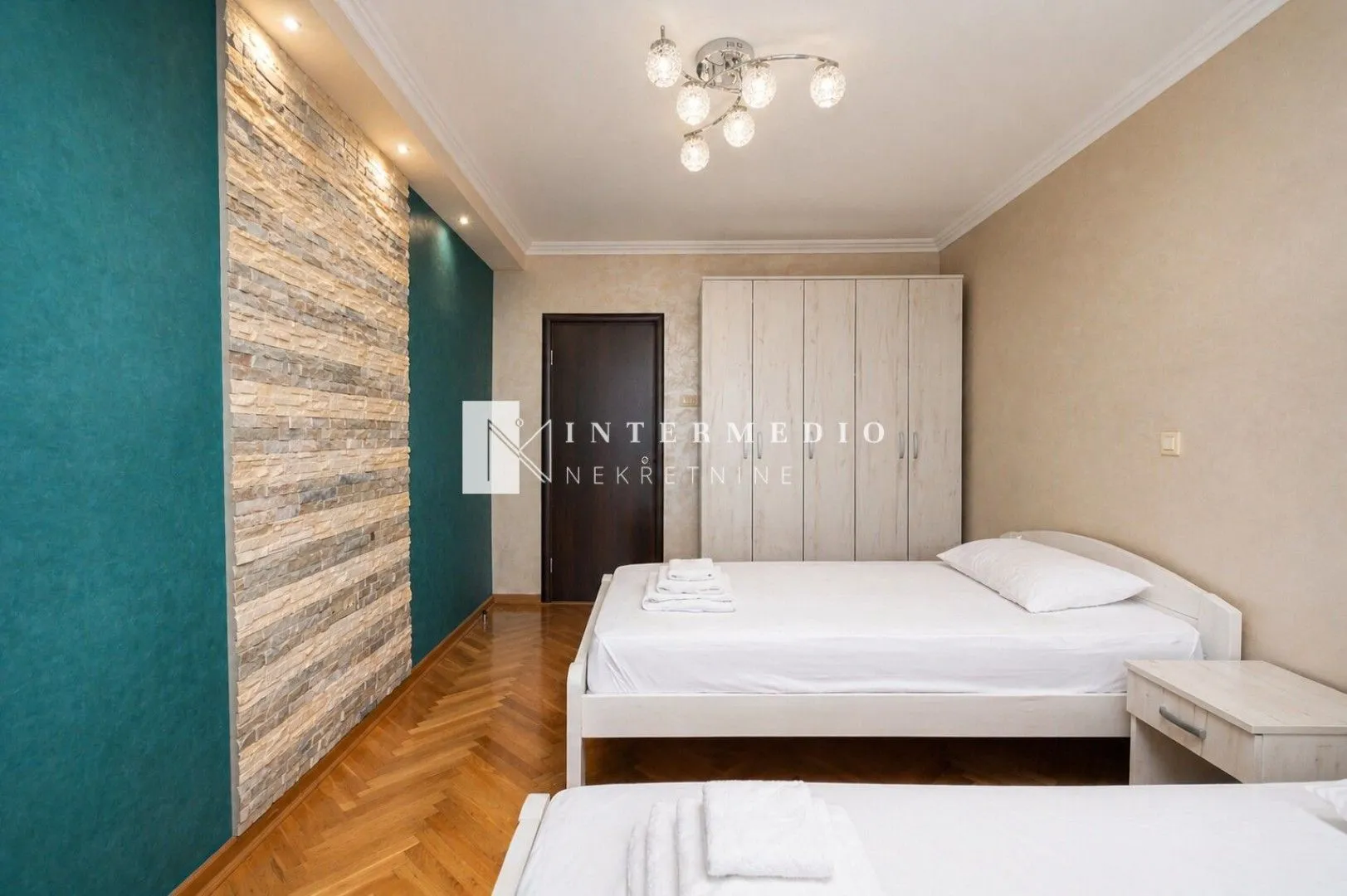 Prodaja, dvosoban stan, 86m², Igalo, Herceg Novi