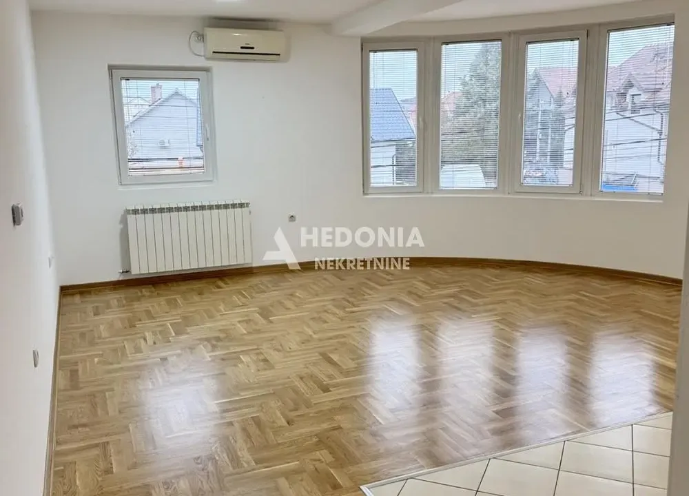 Prodaja, trosoban stan, 65m², Altina, Beograd