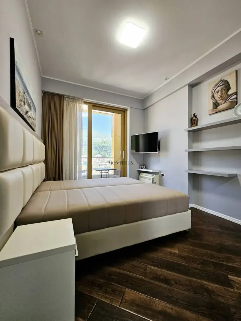 Rent, two bedroom apartment, 89m², Centar, Budva