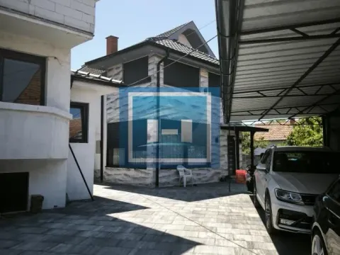 Prodaja, kuća, 528m², Centar, Ćuprija - image 18