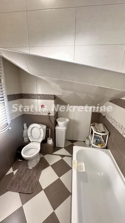 Rent, apartment, 126m², Adamovićevo Naselje, Novi Sad Sve Podlokacije