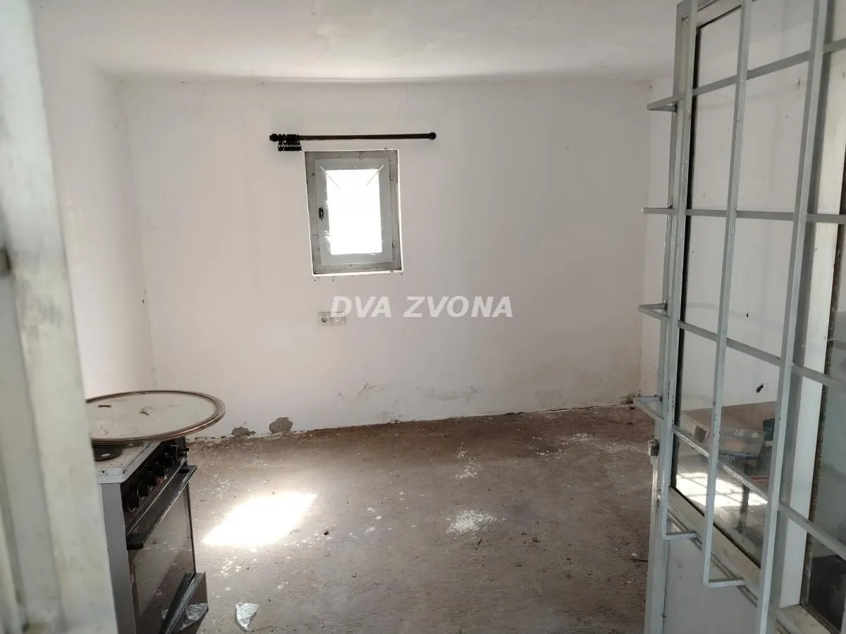 Prodaja, kuća, 35m², Beška, Inđija