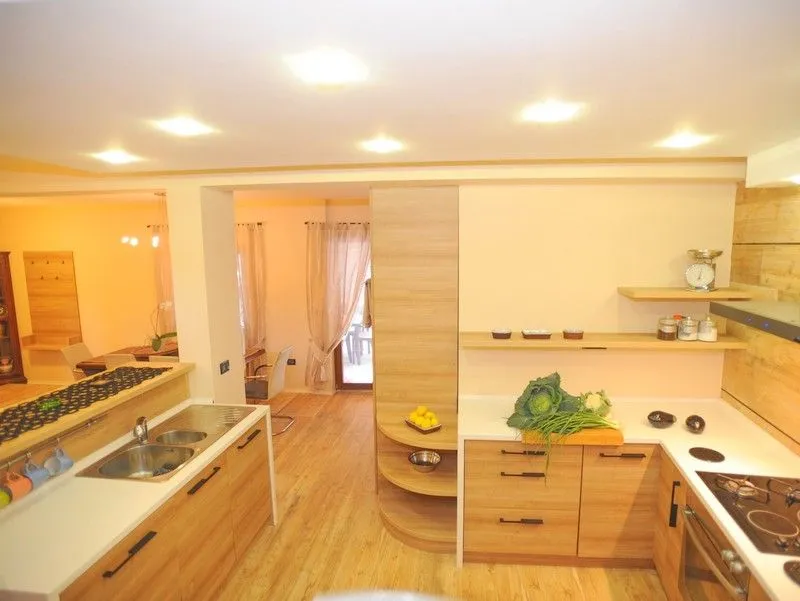 Prodaja, kuća, 300m², Bigova, Kotor