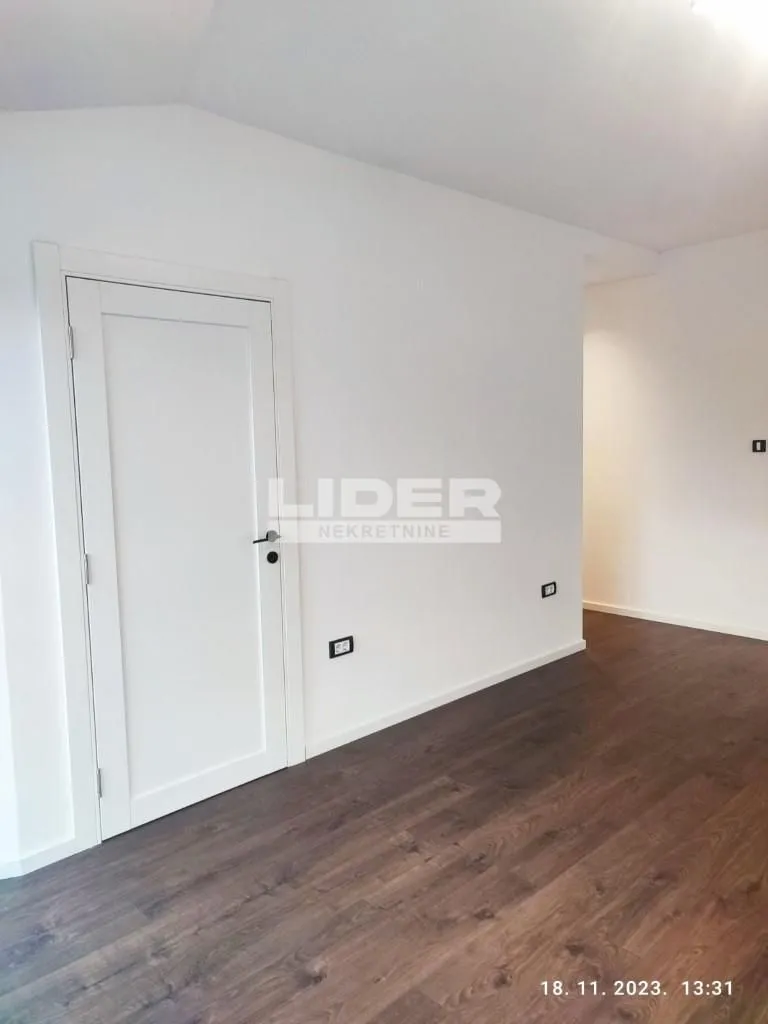 Sale, house, 195m², Banovo Brdo, Beograd