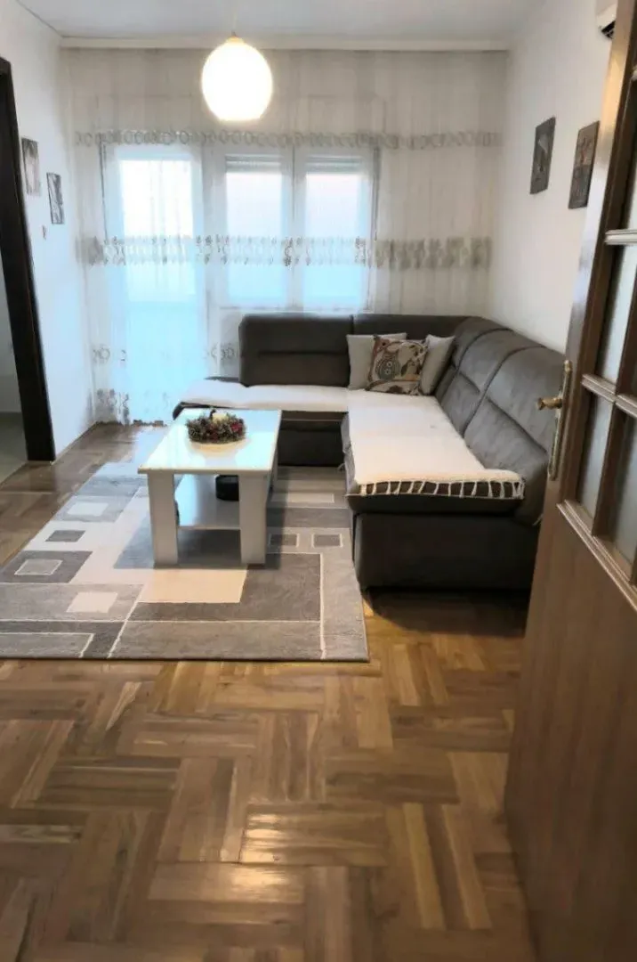 Rent, two bedroom apartment, 70m², Zlatica, Podgorica