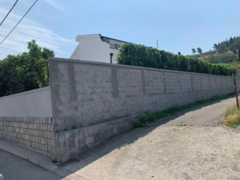 Rent, house, 260m², Zagorič, Podgorica - image 2