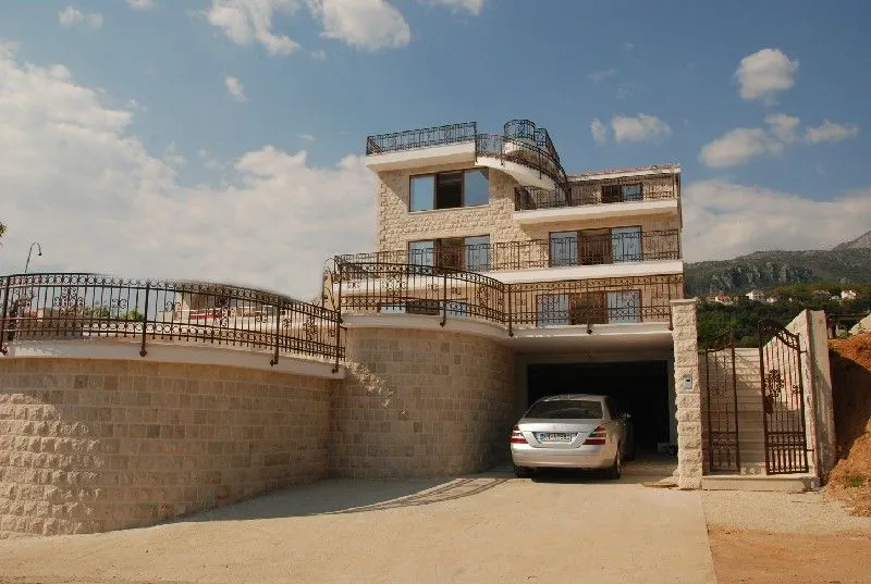 Mediterranean Villa 584m² with Pool and Bay View, Herceg Novi 9
