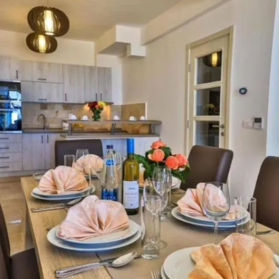Rent, house, 150m², Reževići, Budva