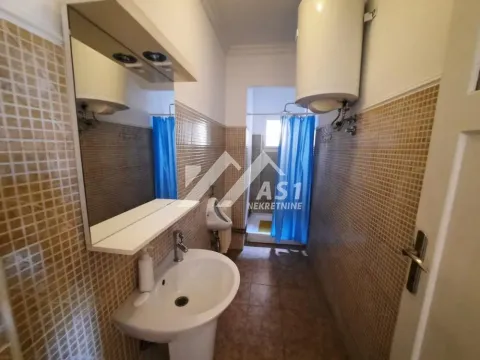 Izdavanje, poslovni prostor, 100m², Novi Sad Sve Podlokacije, Novi Sad - image 8