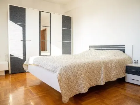 Rent, two bedroom apartment, 88m², Tuški Put, Podgorica - image 12