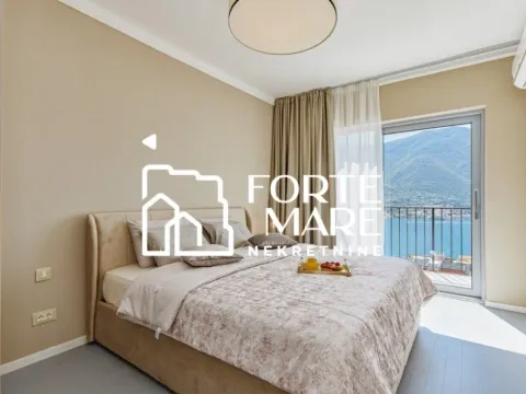 Prodaja, trosoban stan, 158m², Dobrota, Kotor - image 12