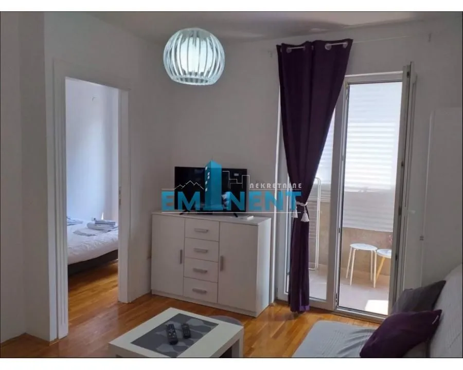 Izdavanje, stan, 35m², Lekino Brdo, Voždovac Sve Podlokacije