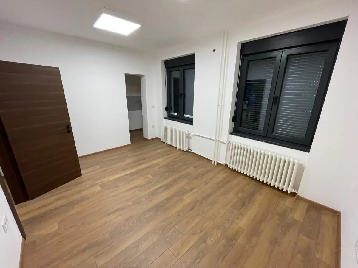 Prodaja, dvosoban stan, 60m², Stari grad, Novi Sad