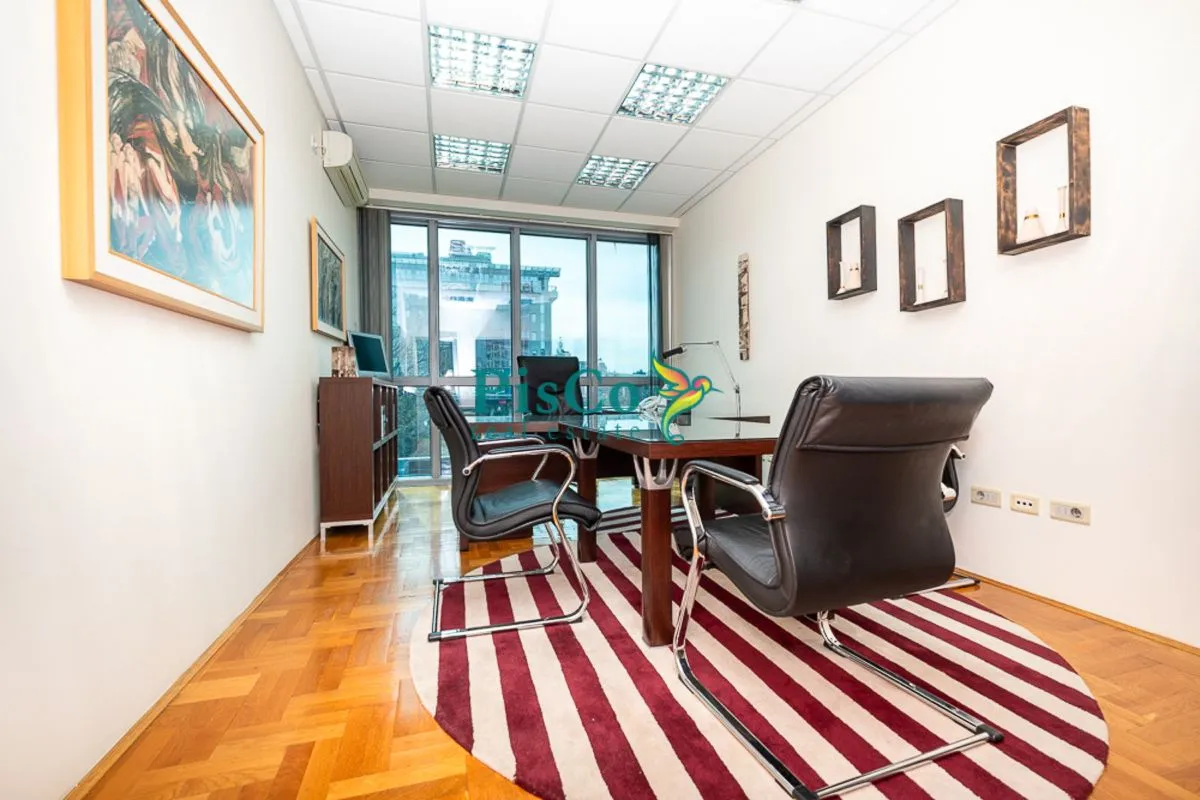 Izdavanje, poslovni prostor, 78m², Preko Morače, Podgorica