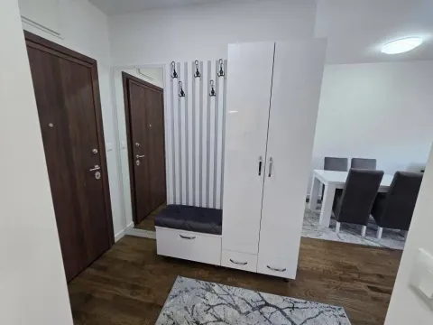 Izdavanje, jednosoban stan, 47m², Stari Aerodrom, Podgorica - image 5