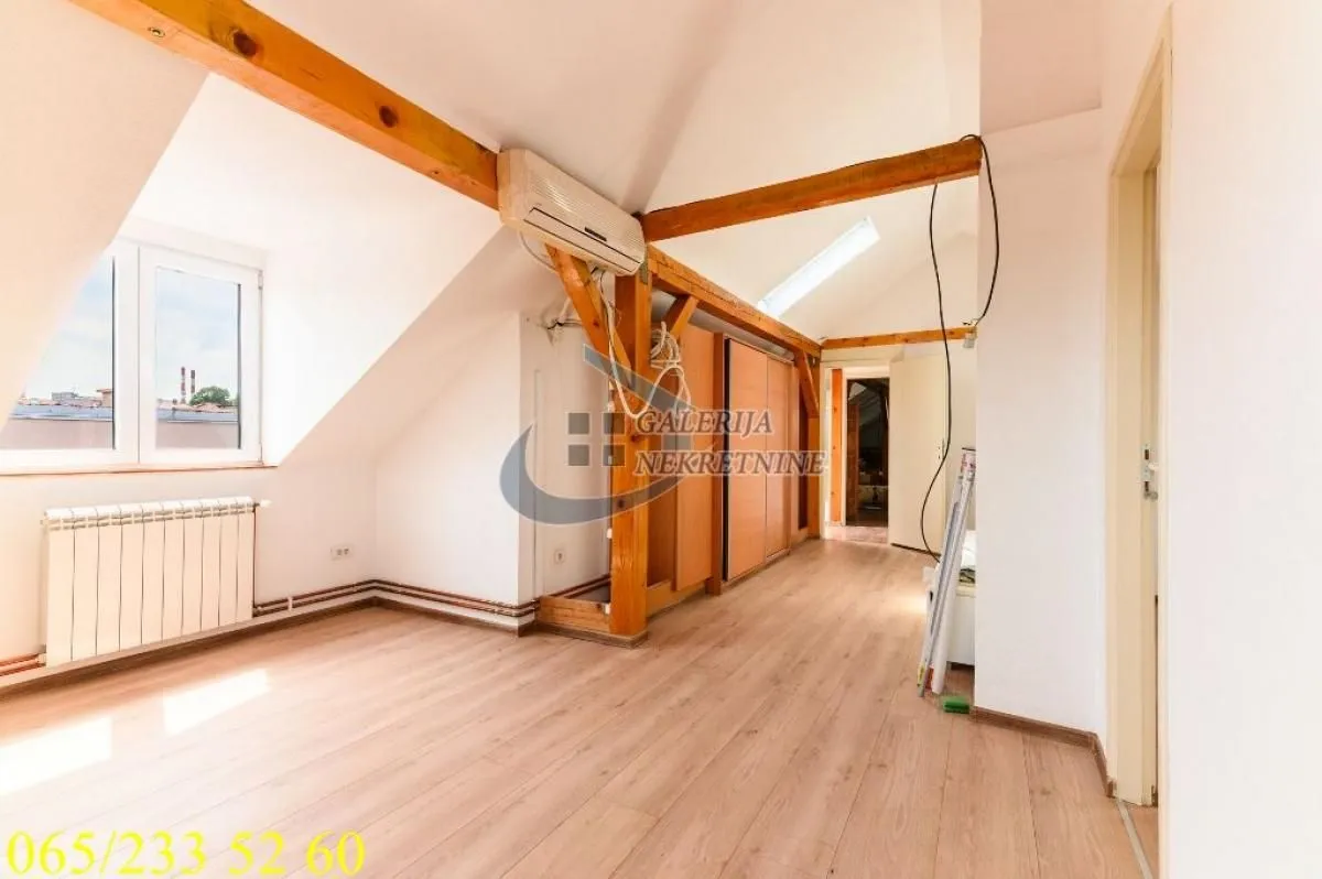 Prodaja, kuća, 300m², Dušanovac, Voždovac Sve Podlokacije