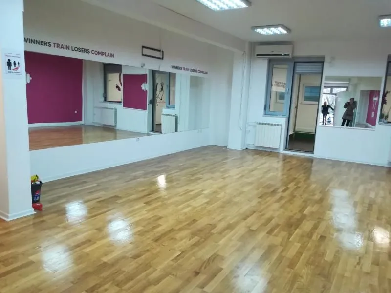 Rent, office space, 140m², Đeram Pijaca, Beograd