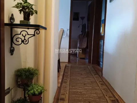 Prodaja, trosoban stan, 73m², Vidikovački venac, Rakovica - image 14