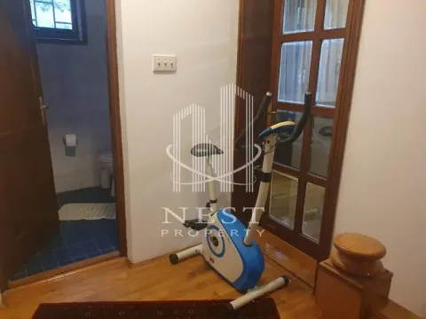 Izdavanje, kuća, 300m², Dedinje Sve Podlokacije, Beograd - image 15