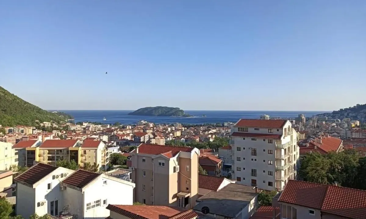 Prodaja, dvosoban stan, 90m², Budva, Crna Gora