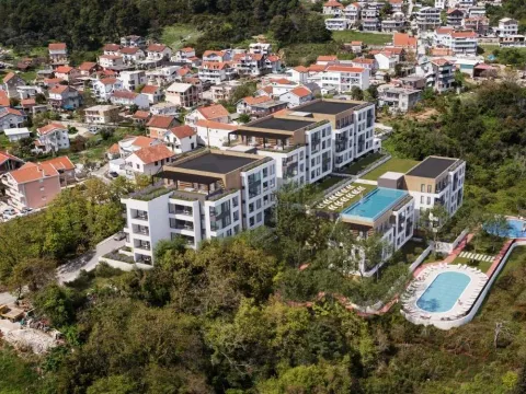 Sale, studio apartment, Tivat, Crna Gora - image 21