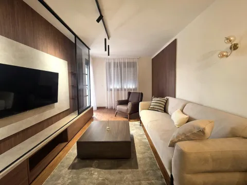 Rent, apartment, 51m², Tološka šuma, Podgorica - image 2