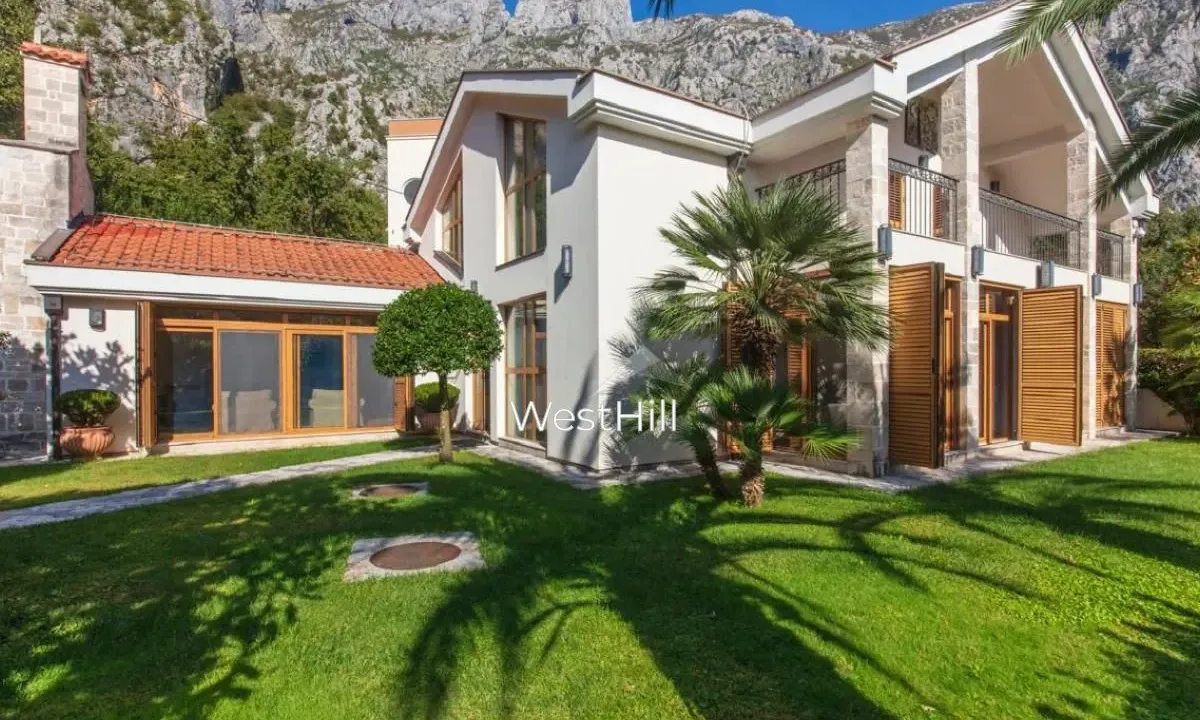 Prodaja, kuća, 270m², Orahovac, Kotor