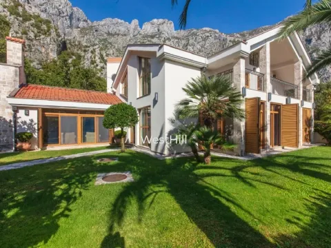 Prodaja, kuća, 270m², Orahovac, Kotor