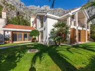 Prodaja, kuća, 270m², Orahovac, Kotor - image 1