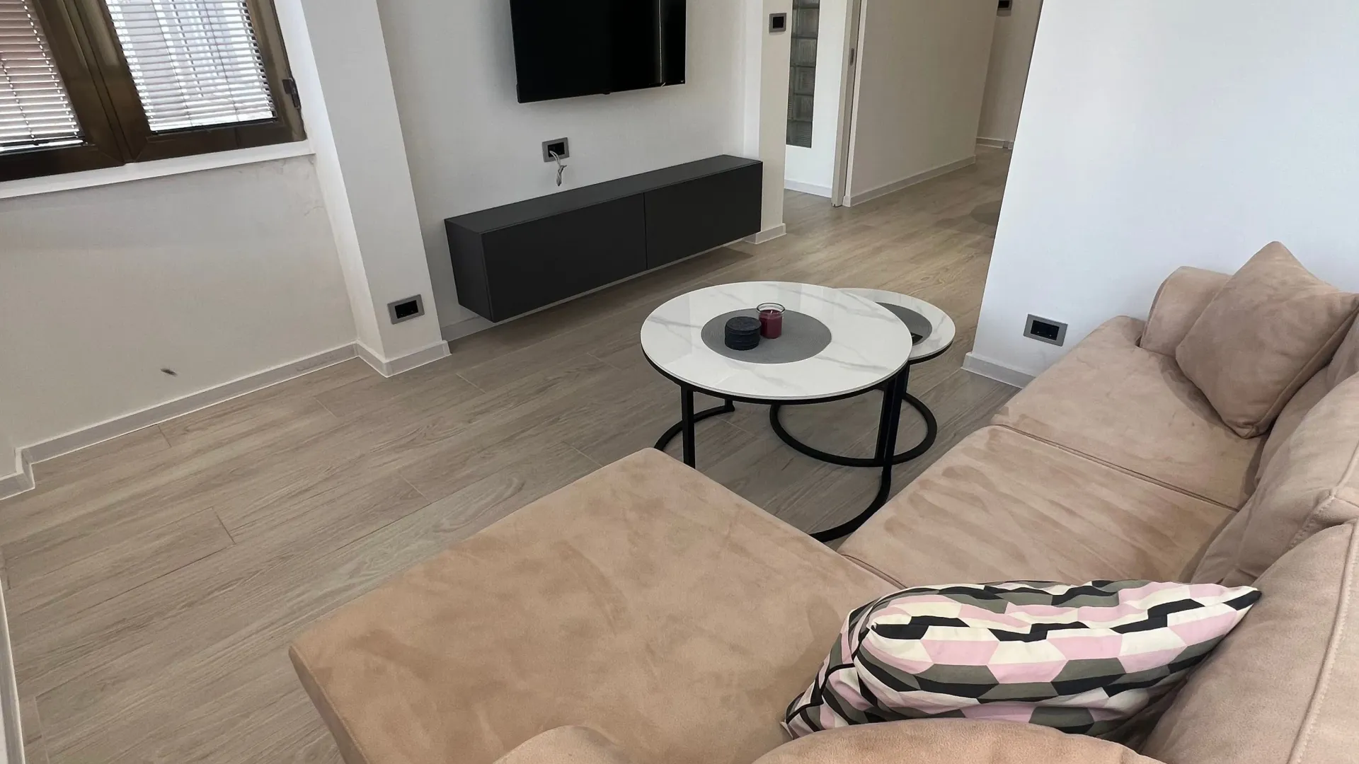 Prodaja, dvosoban stan, 46m², Centar, Bar