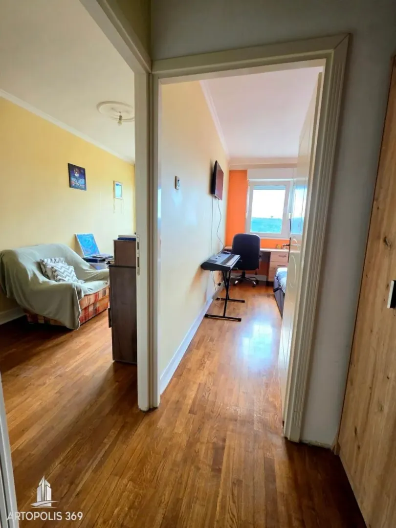 Sale, two bedroom apartment, 66m², Kanarevo Brdo, Beograd