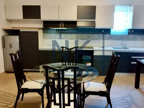 Izdavanje, trosoban stan, 130m², Tološi, Podgorica - image 4