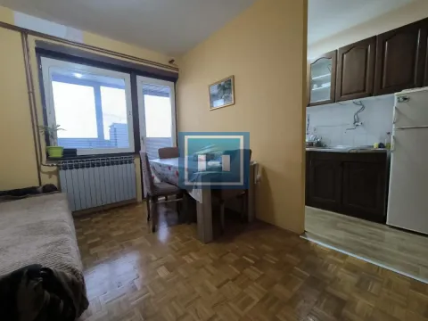 Prodaja, trosoban stan, 74m², Ćuprija, Srbija - image 2