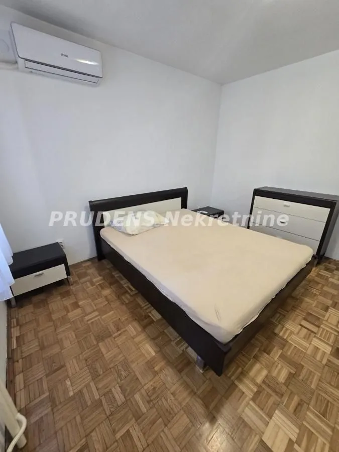 Izdavanje, dvosoban stan, 64m², Crveni Krst, Beograd