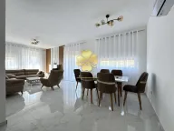 Izdavanje, dvosoban stan, 75m², Podgorica, Crna Gora - image 3