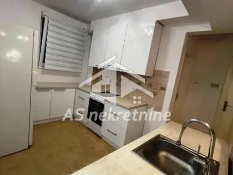 Izdavanje, četvorosoban stan, 84m², Novi Beograd Sve Podlokacije, Beograd - image 5