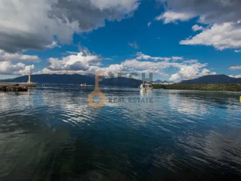 Prodaja, kuća, 1753m², Tivat, Crna Gora - image 17