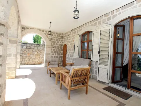 Prodaja, kuća, 480m², Reževići, Budva - image 8