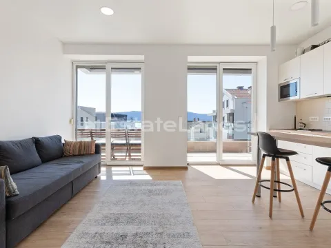 Prodaja, jednosoban stan, 47m², Donja Lastva, Tivat - image 2