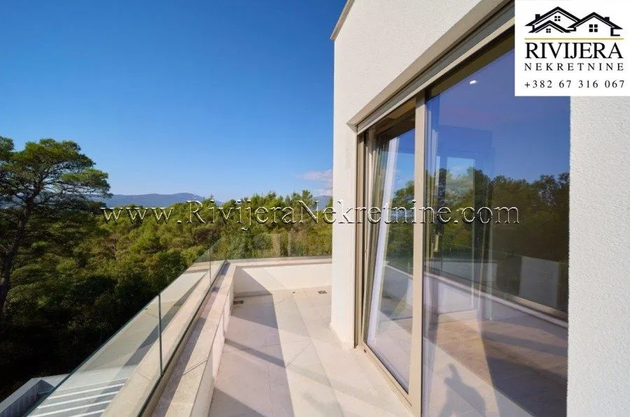 Prodaja, dvosoban stan, 111m², Mrčevac, Tivat