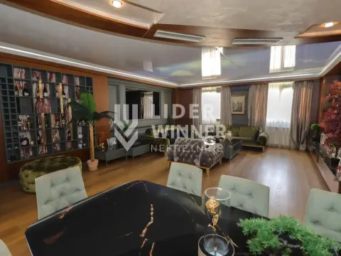 Sale, four bedroom apartment, 160m², Vračar Centar, Vračar Sve Podlokacije - image 8