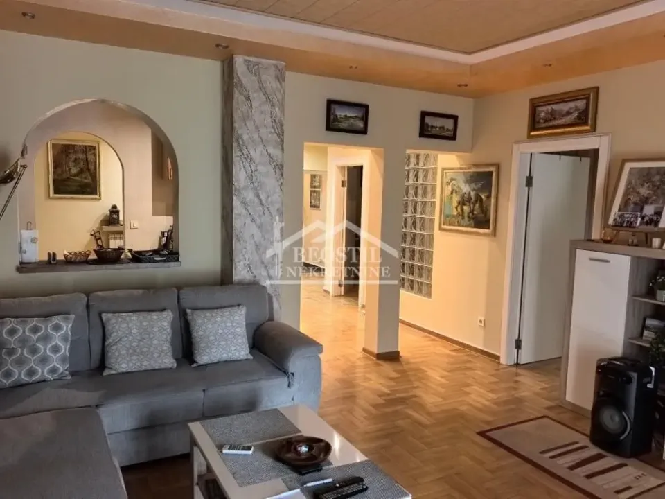 Prodaja, trosoban stan, 181m², Savski Venac, Beograd