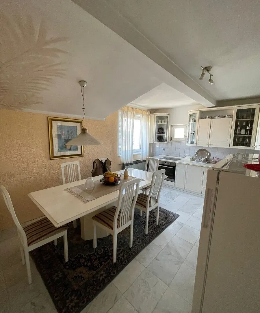 Sale, house, 600m², Autokomanda, Voždovac Sve Podlokacije