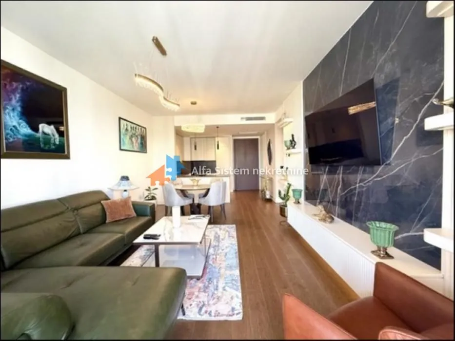 Rent, two bedroom apartment, 70m², Savski Venac, Beograd