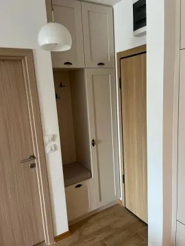Rent, one bedroom apartment, 46m², Budva, Crna Gora - image 15
