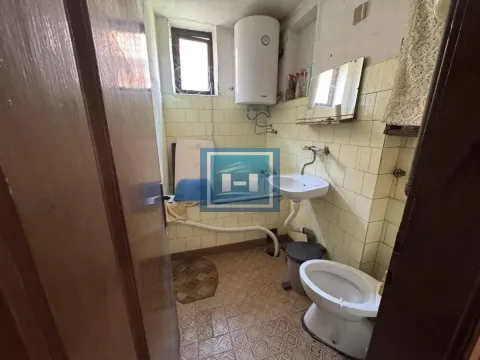 Sale, house, 80m², Ćuprija, Srbija - image 14